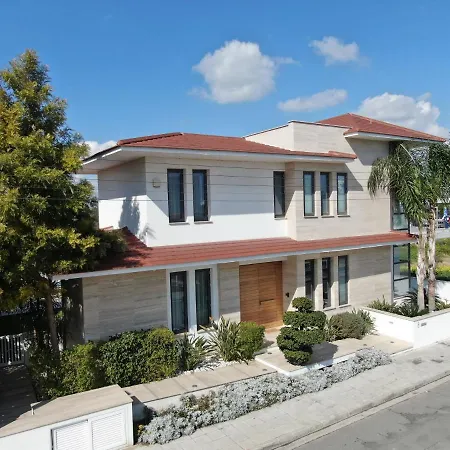 Salt Deluxe Villa *