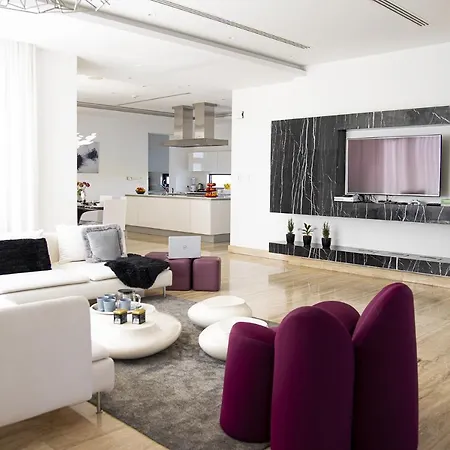 Salt Deluxe * Larnaca